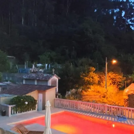 As Adegas Country house *
